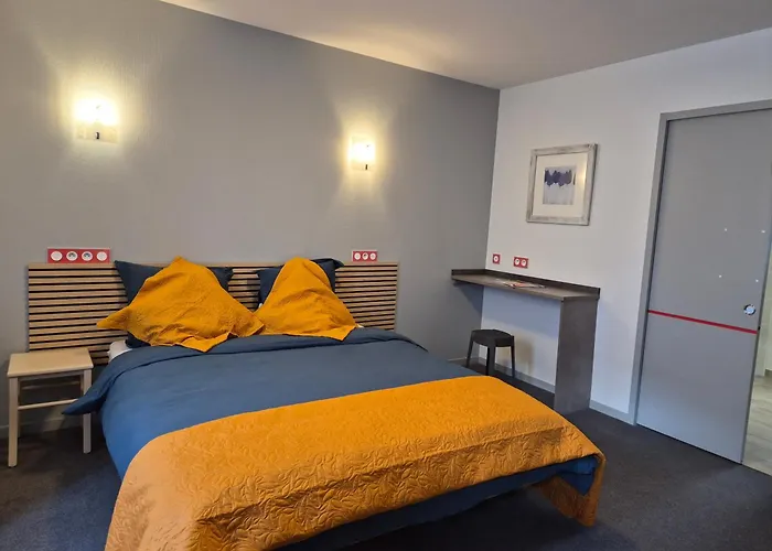 Le Beau Sejour * Sainte-Suzanne (Mayenne)