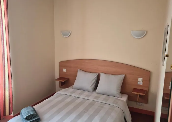 Le Beau Sejour Hotel Sainte-Suzanne (Mayenne)